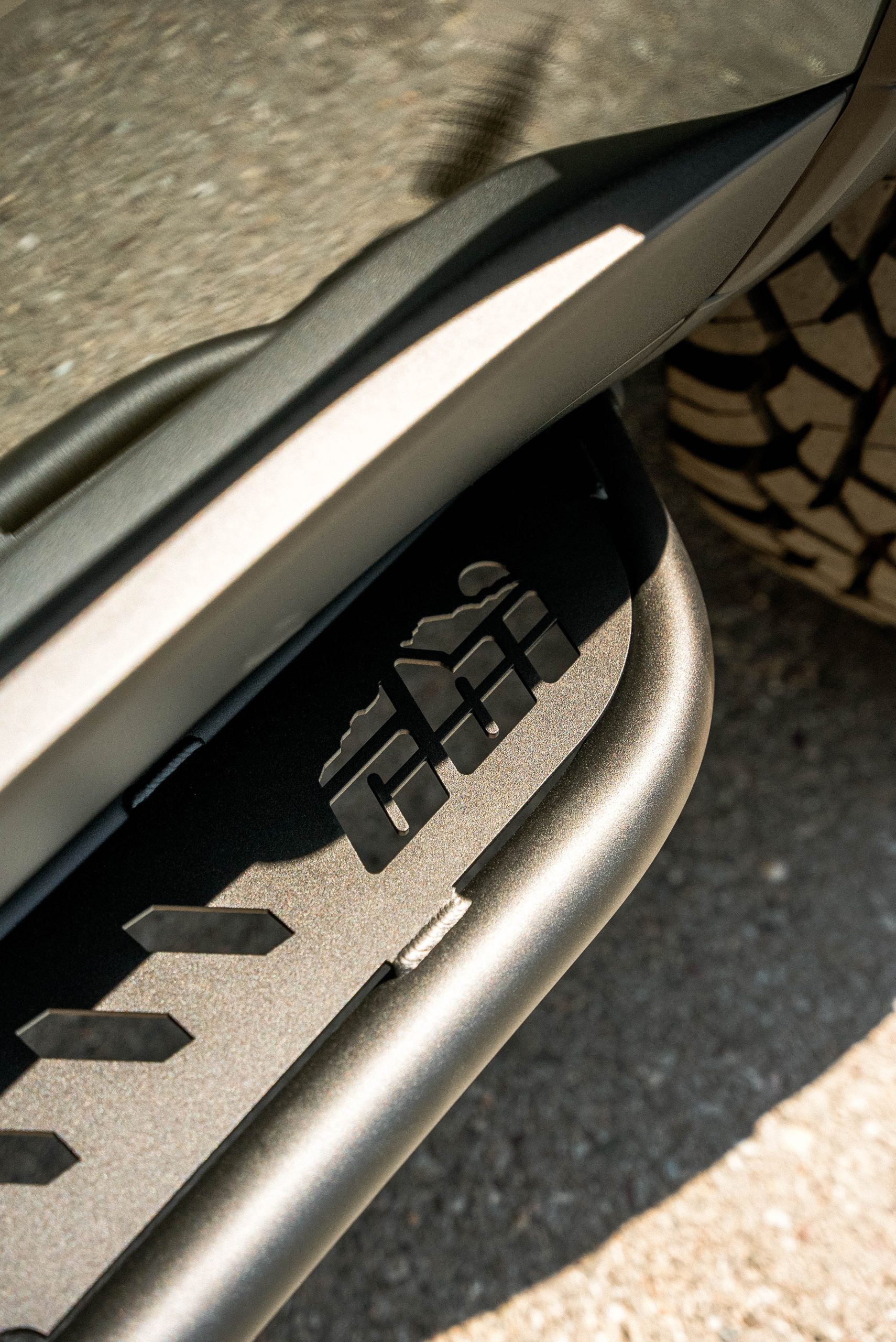 Lexus GX550 Standard Overland Rock Sliders - Image 2