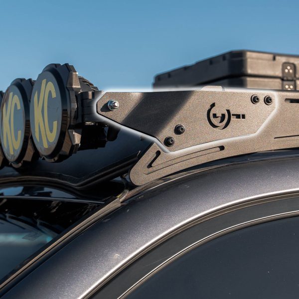 Prinsu Front-Facing Light Bar Brackets | KC Light Pods