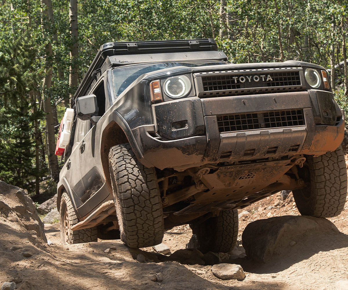 GX550 Overland Kickout Rock Sliders - Image 4